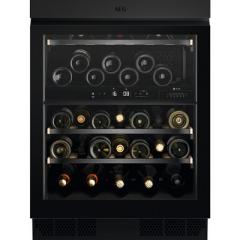 AEG AWUD040B8B - Винарна за вграждане 122л